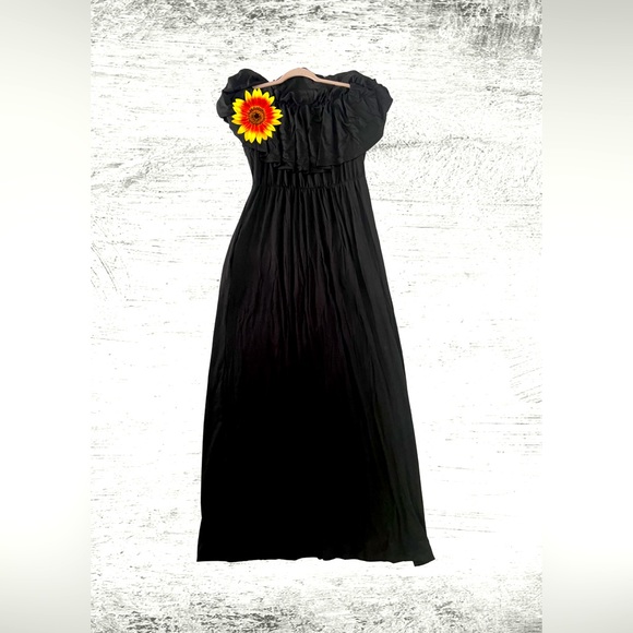 Off Shoulder Maxi Black Dress - Picture 1 of 8